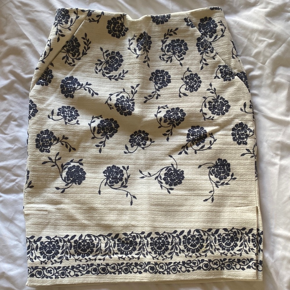 Loft Pencil Skirt